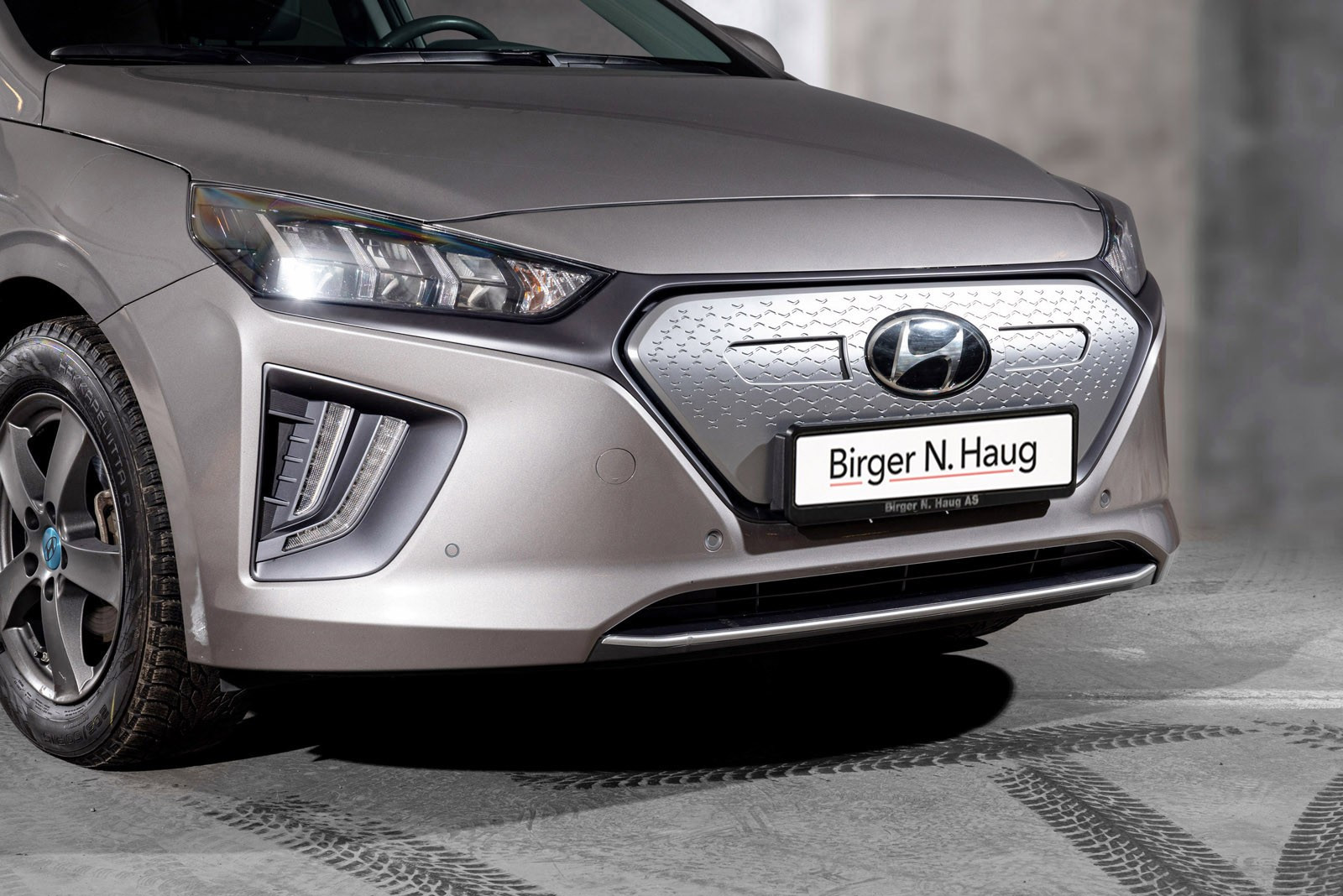 Hyundai IONIQ
