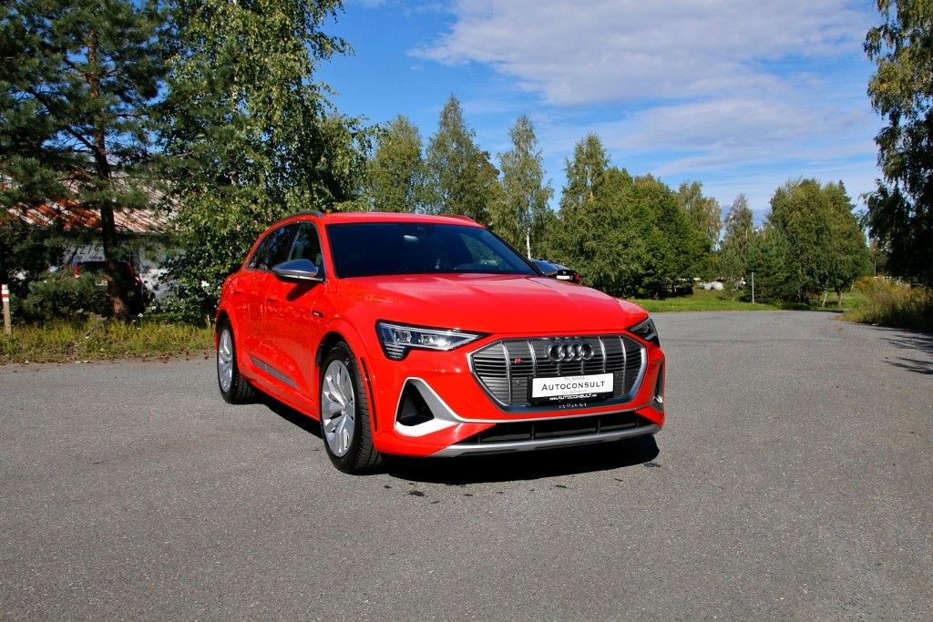 Audi e-tron