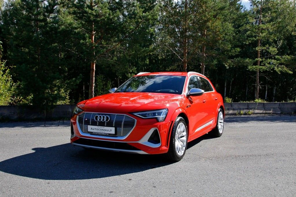 Audi e-tron