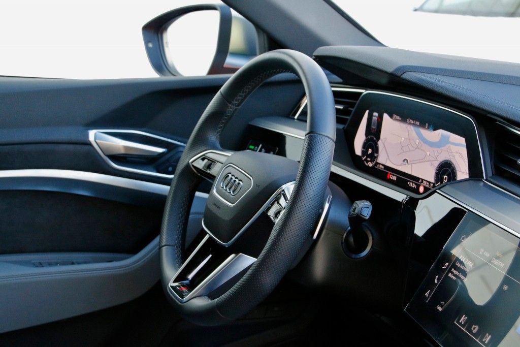 Audi e-tron