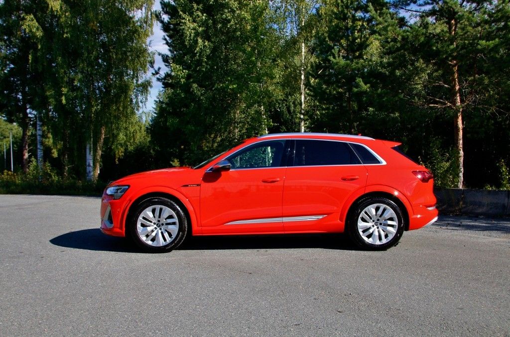 Audi e-tron