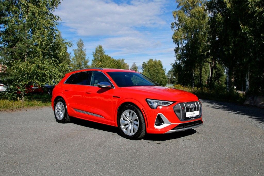 Audi e-tron