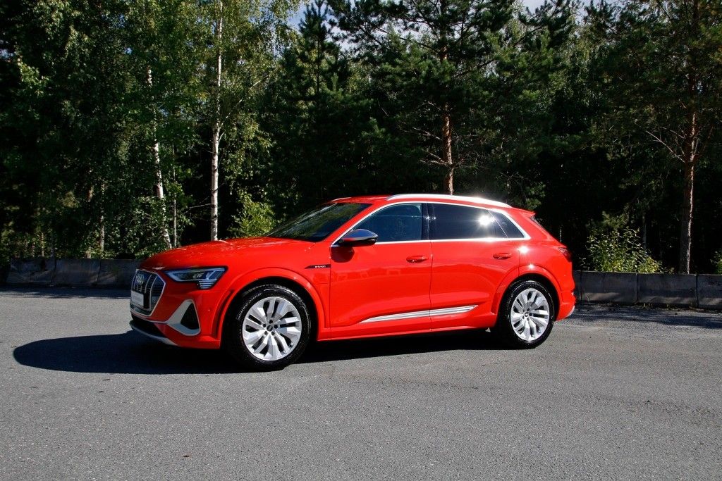 Audi e-tron