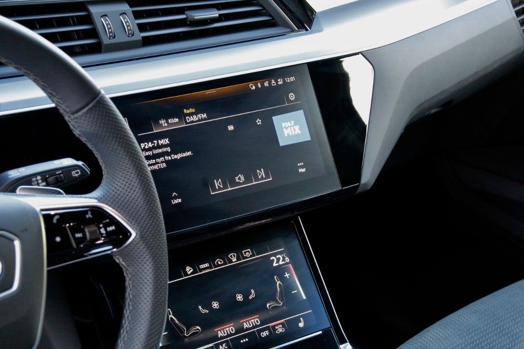 Audi e-tron