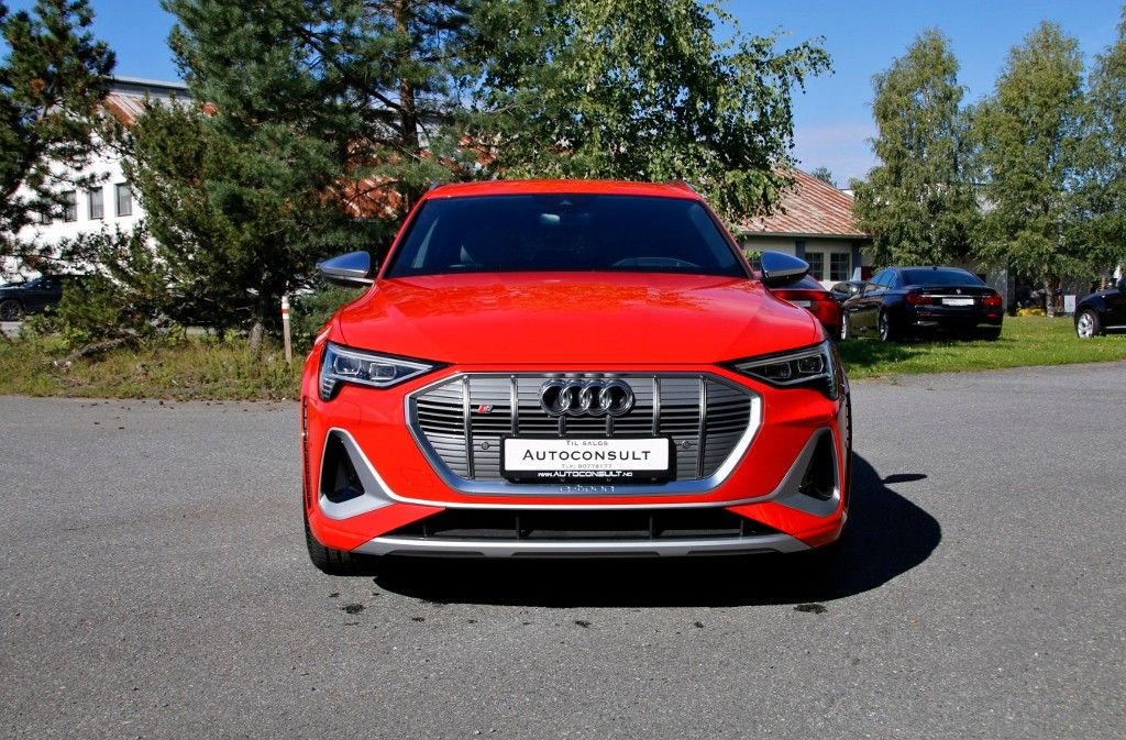 Audi e-tron