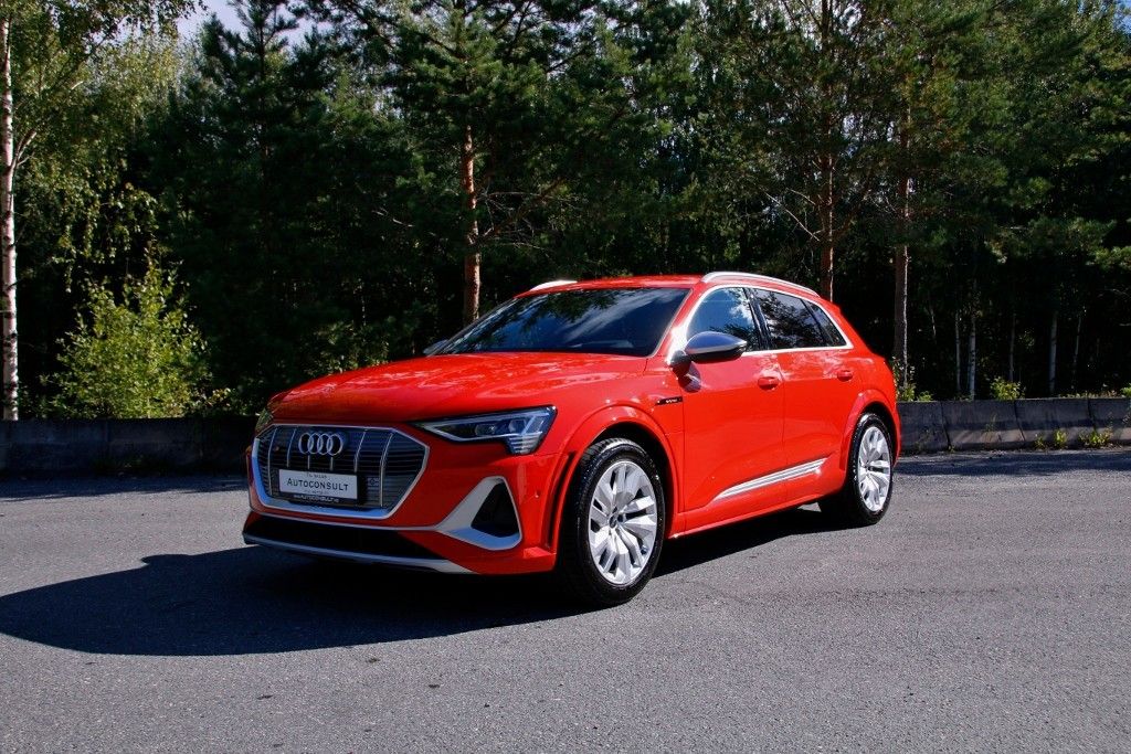 Audi e-tron