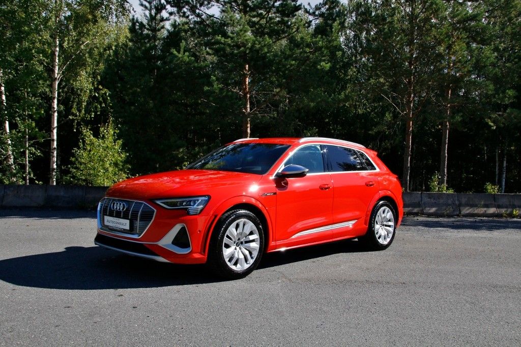 Audi e-tron
