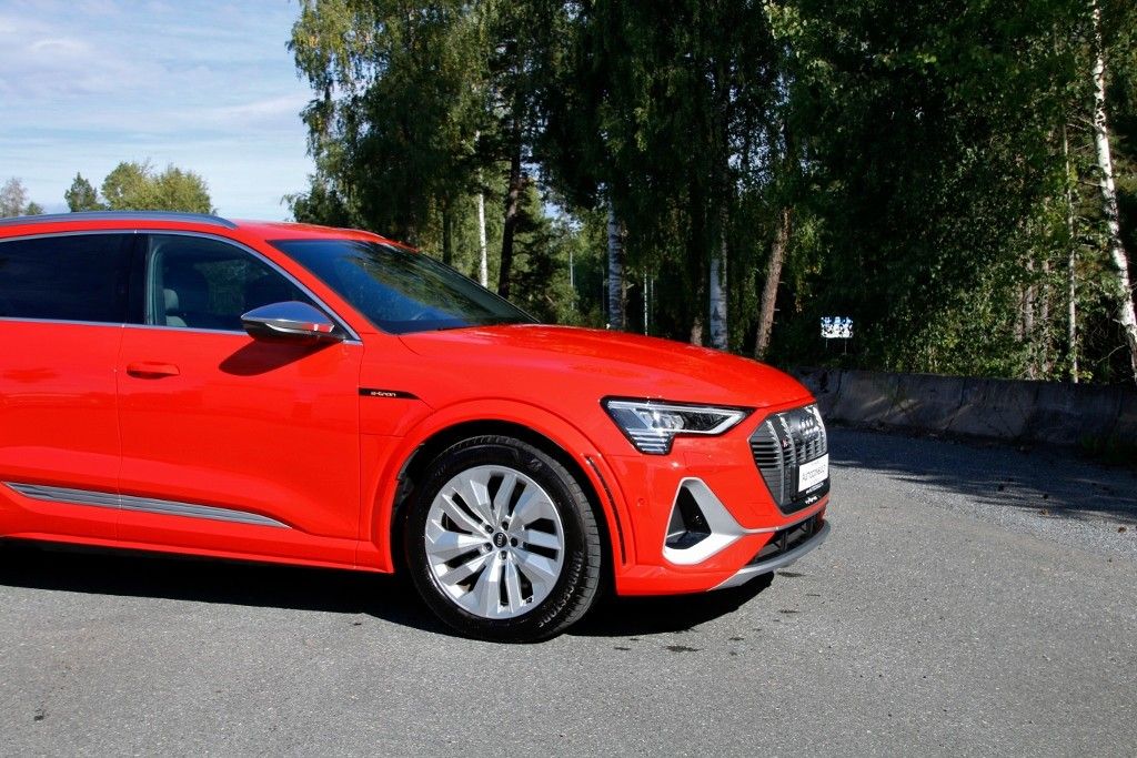 Audi e-tron