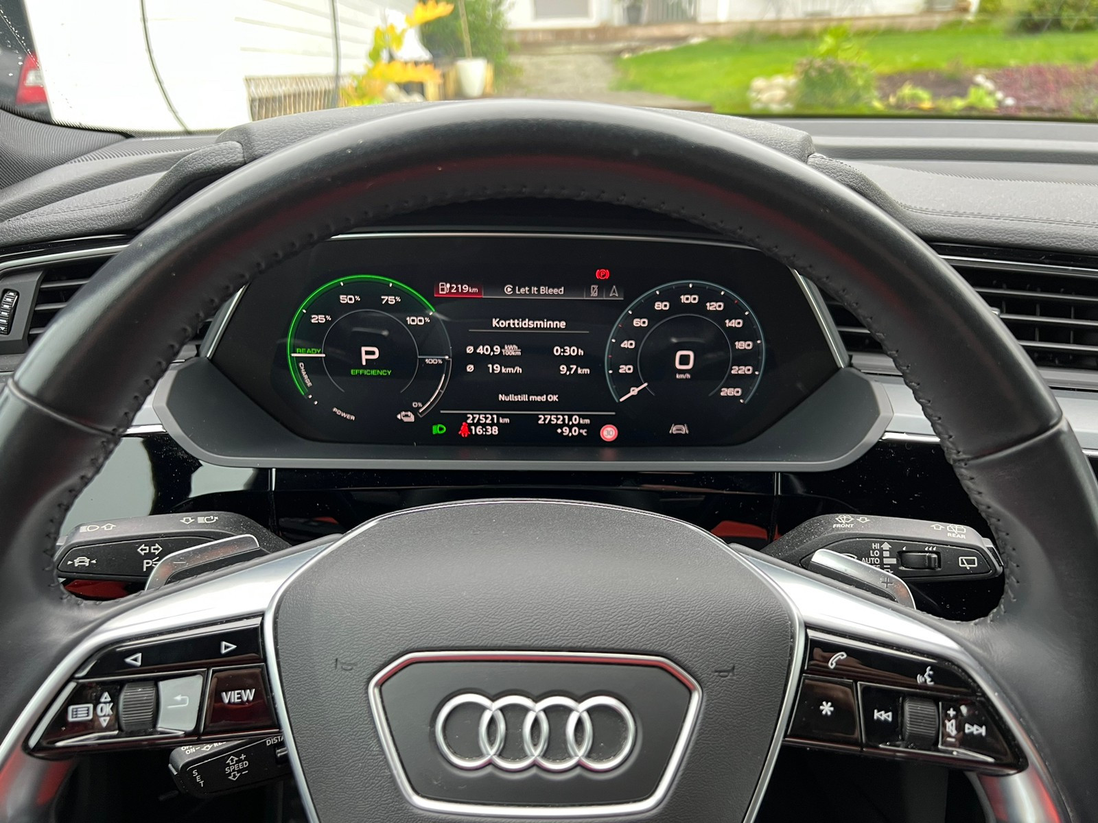 Audi e-tron