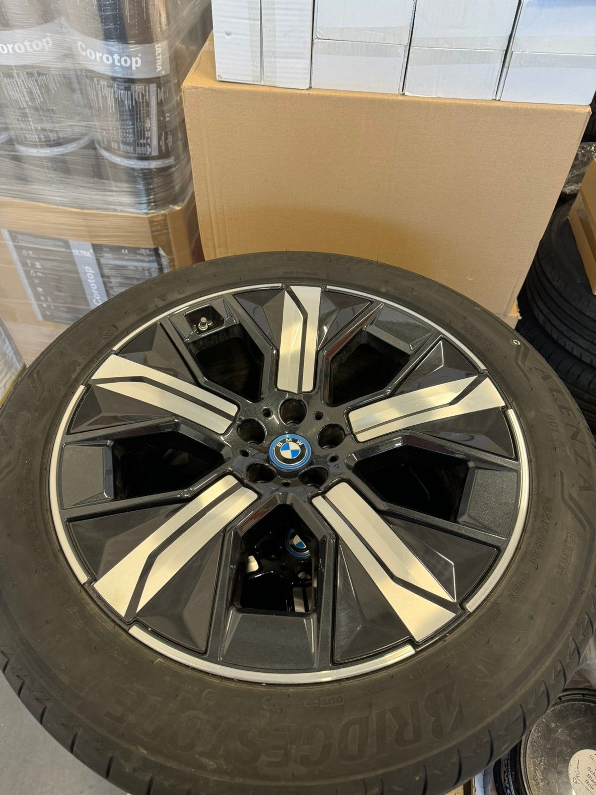 BMW iX xDrive 40