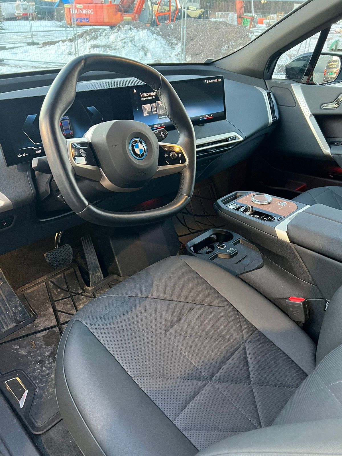BMW iX xDrive 40