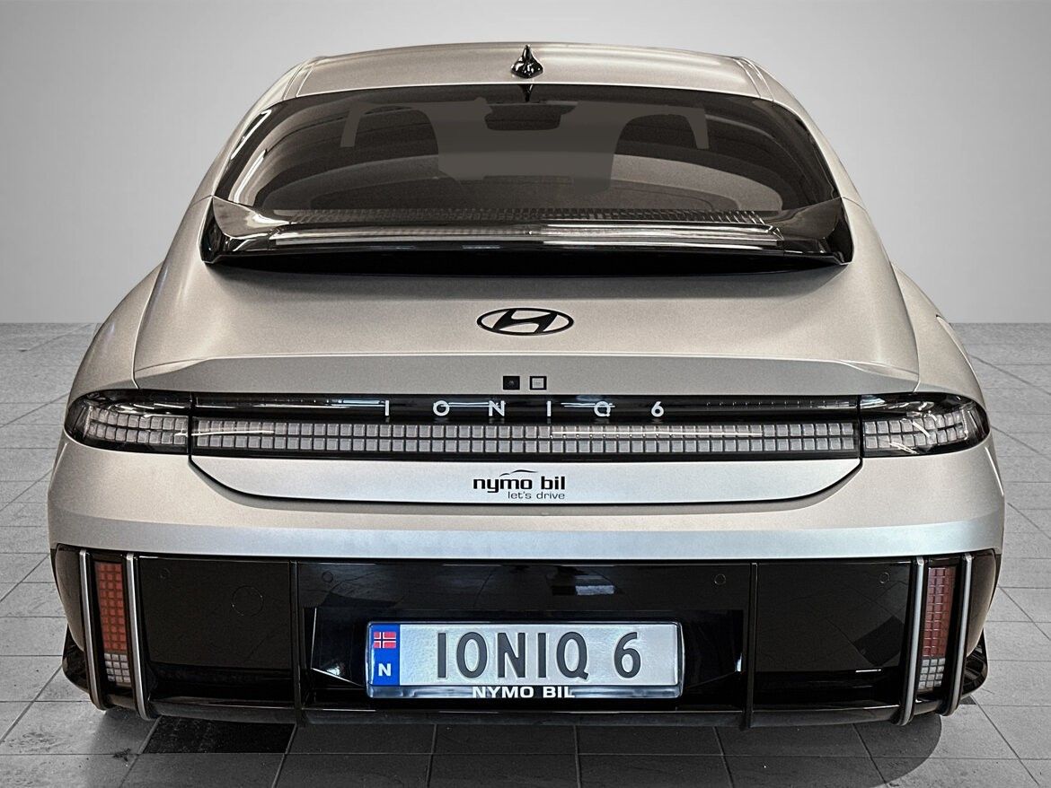 Hyundai Ioniq 6