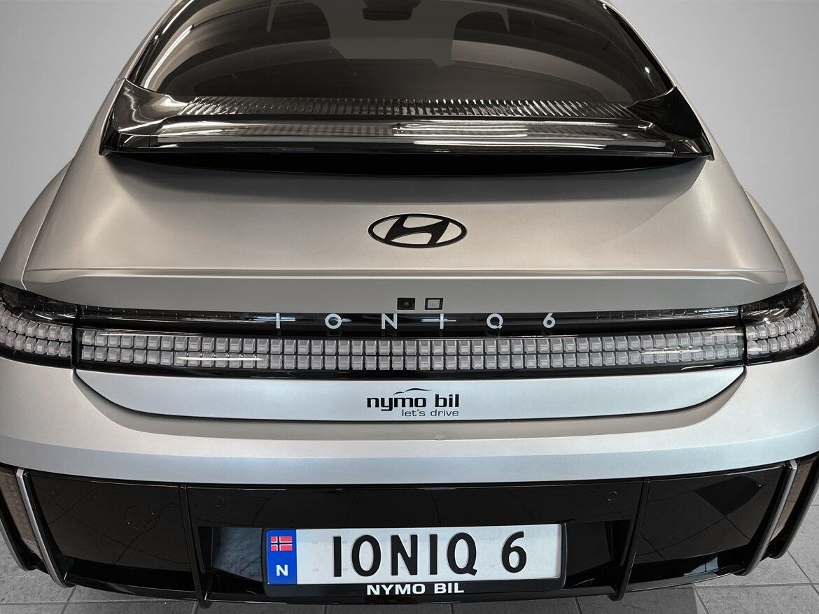 Hyundai Ioniq 6