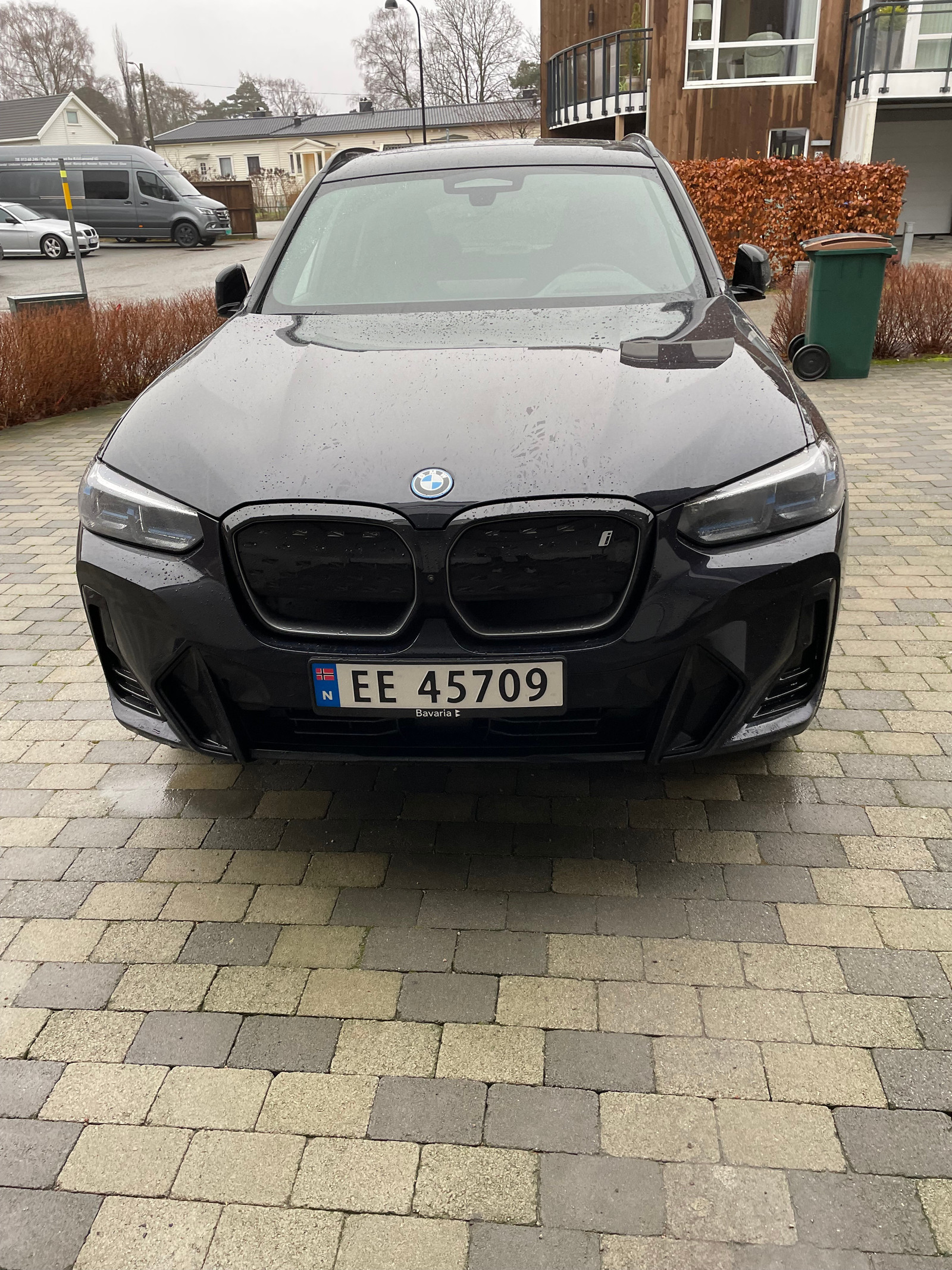 BMW iX3