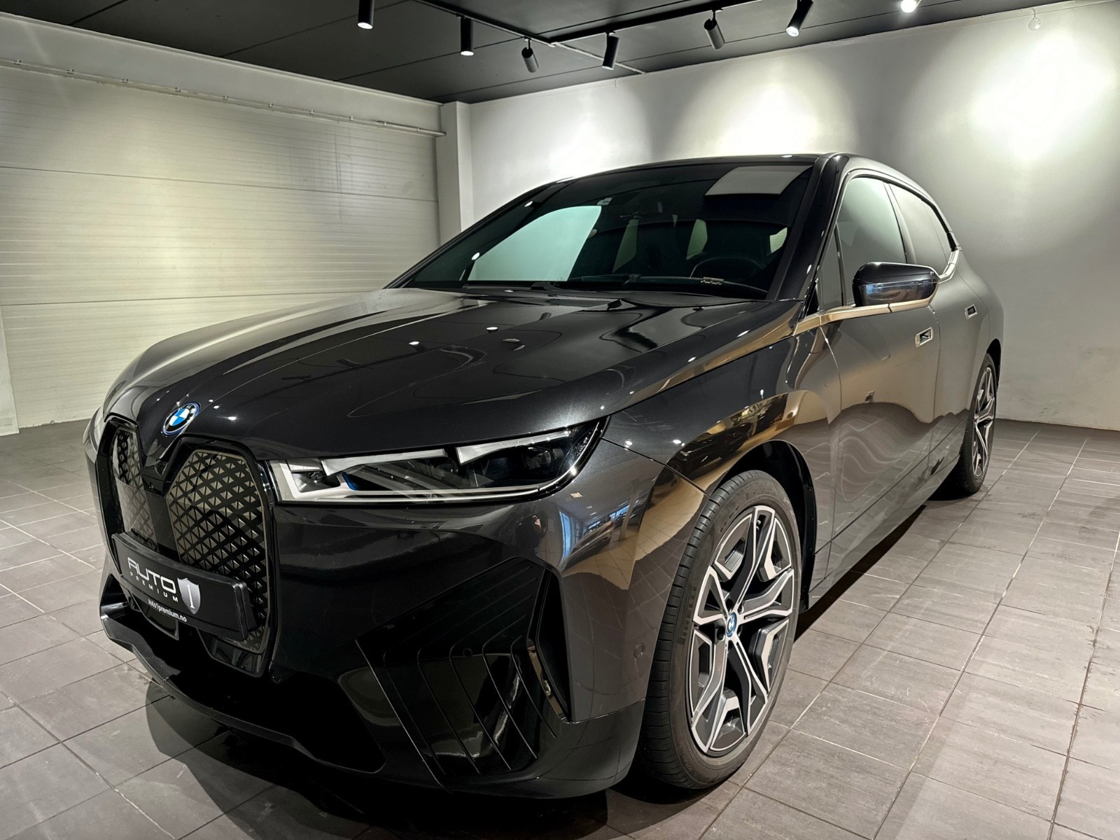 BMW iX xDrive 40