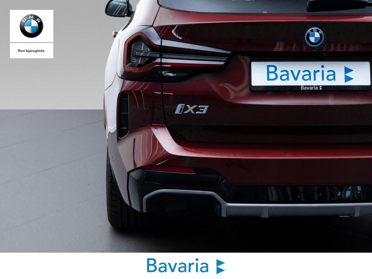 BMW iX3