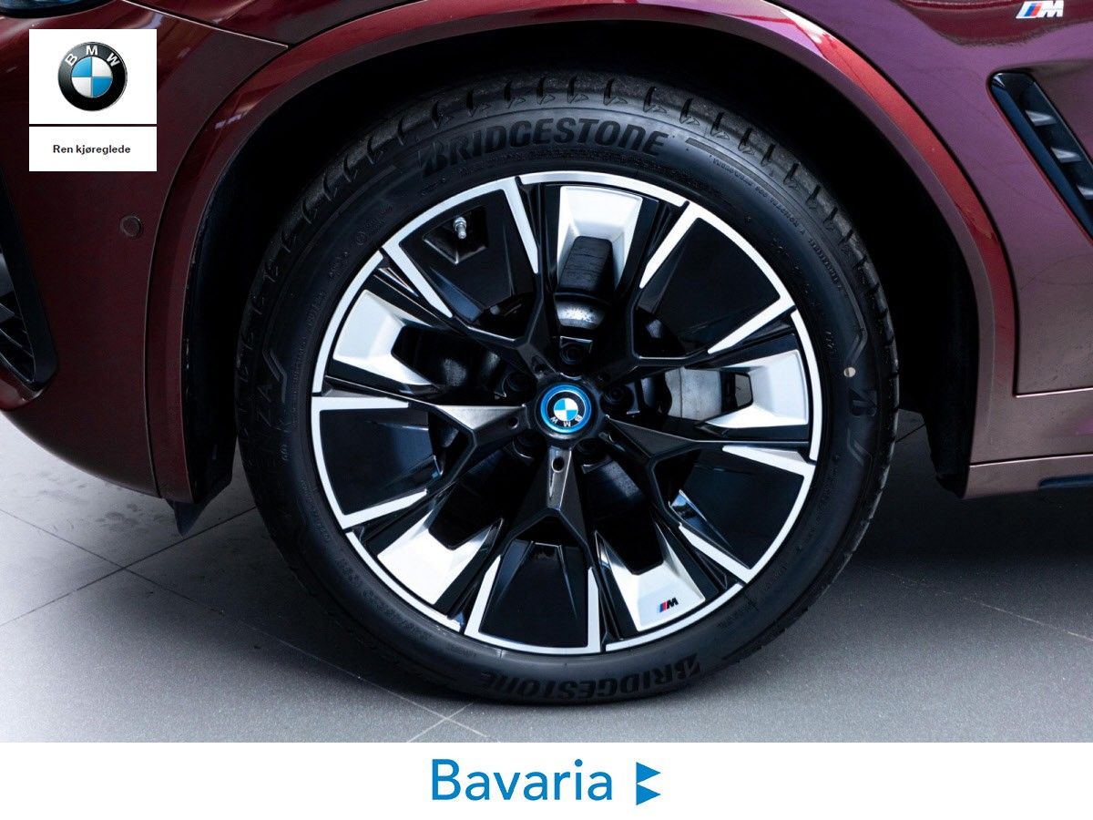BMW iX3
