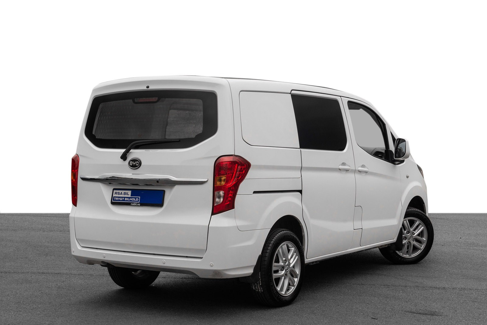 BYD T3