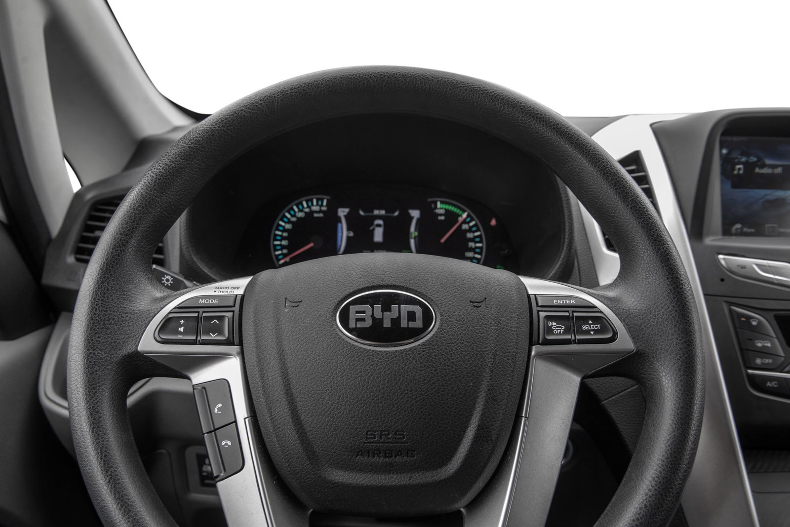 BYD T3