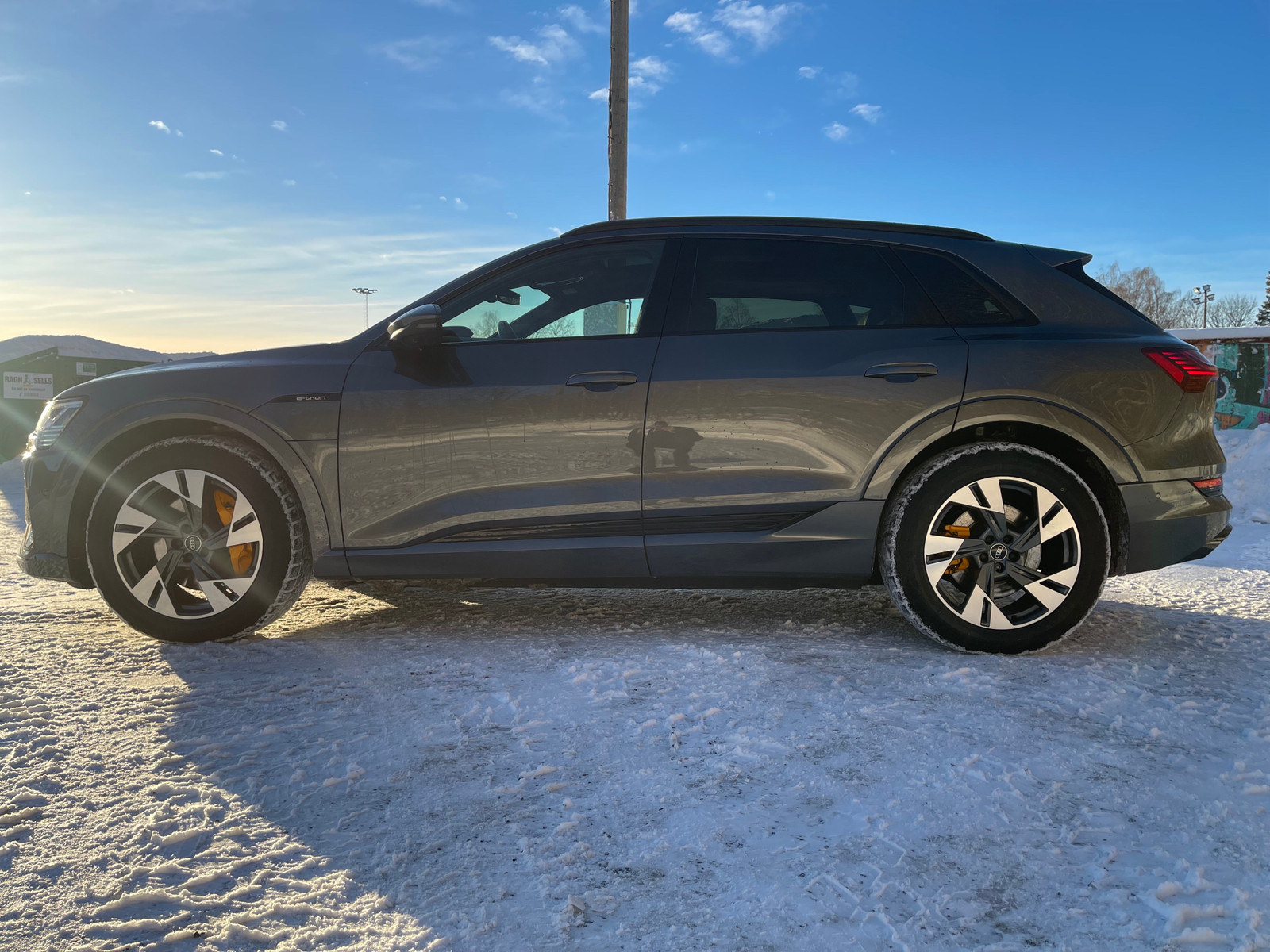 Audi e-tron