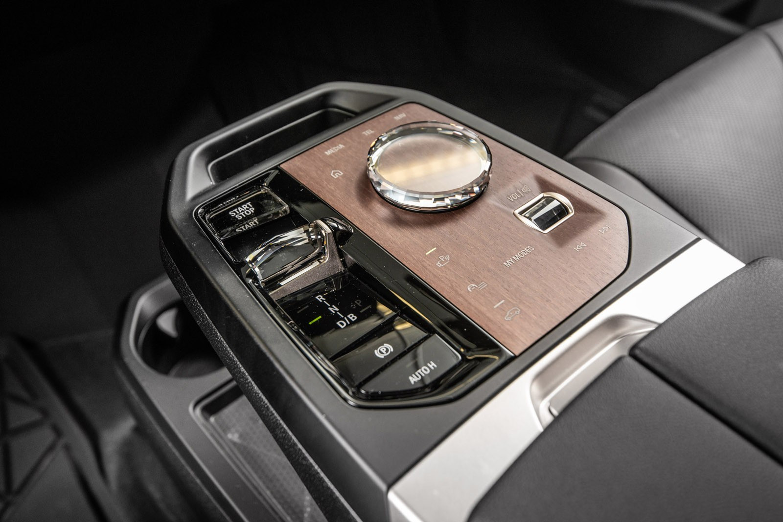 BMW iX xDrive 50