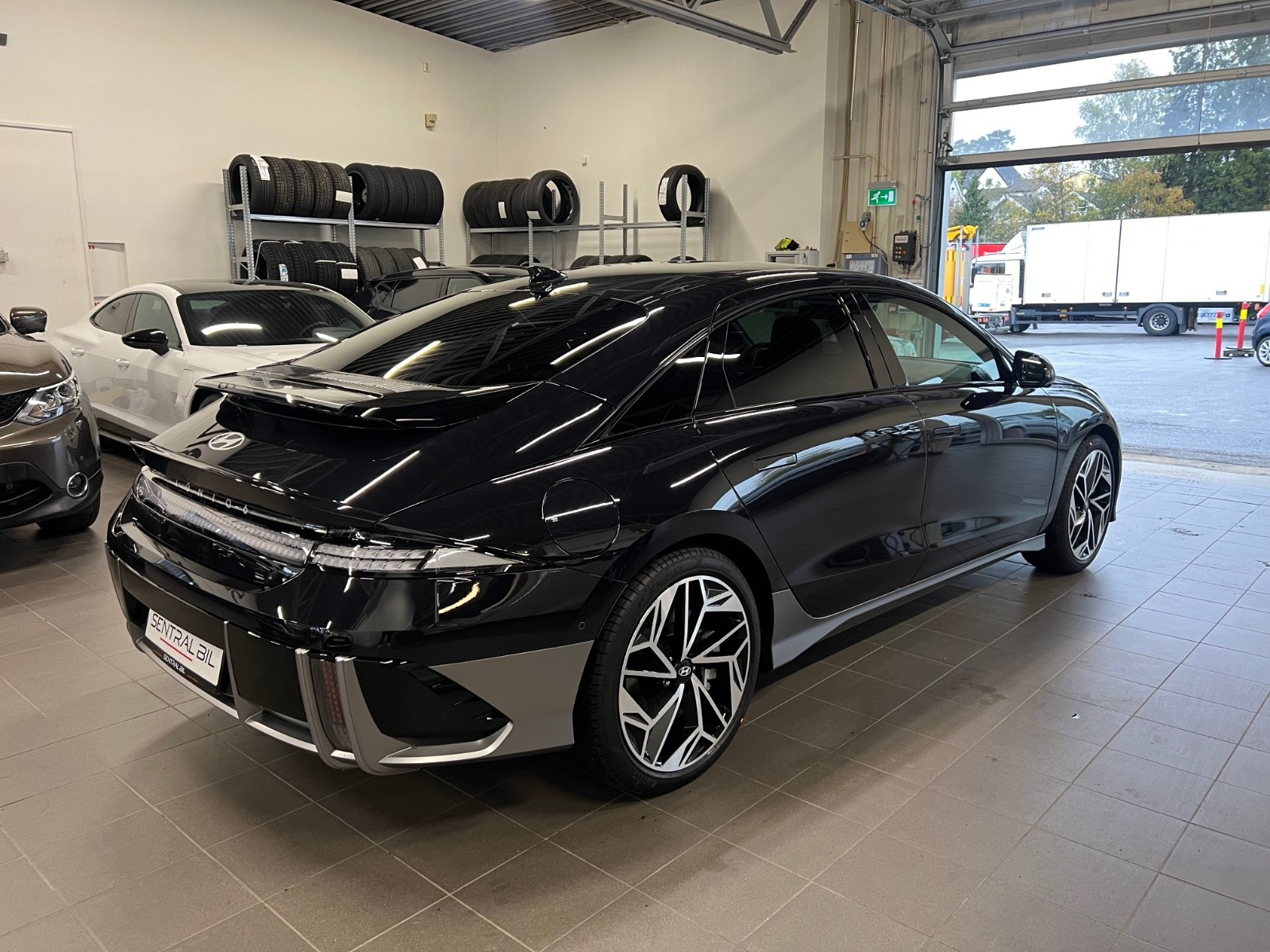 Hyundai Ioniq 6