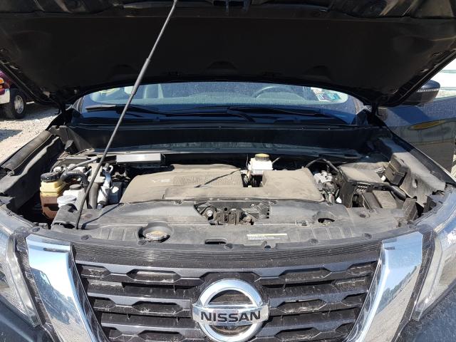 Nissan Pathfinder 2017