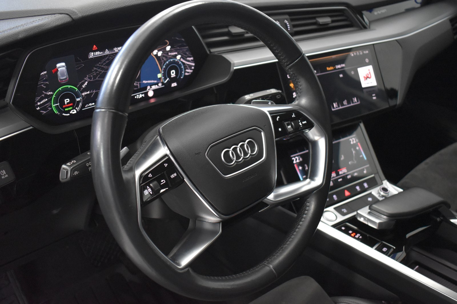 Audi e-tron