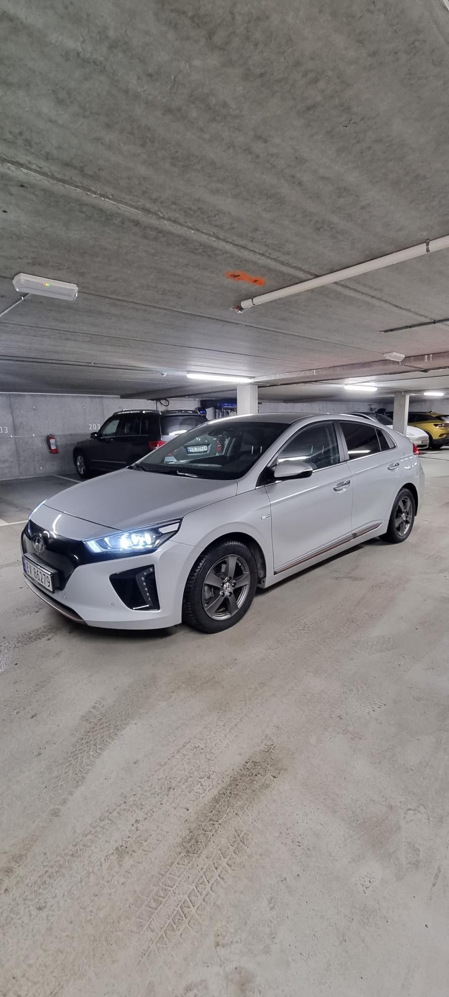 Hyundai IONIQ