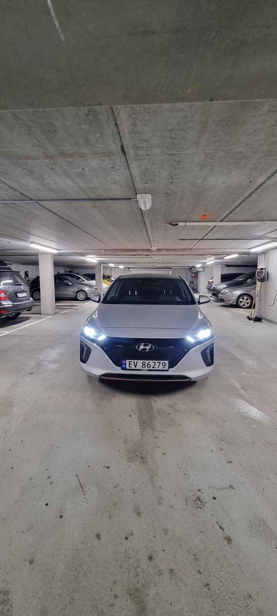 Hyundai IONIQ