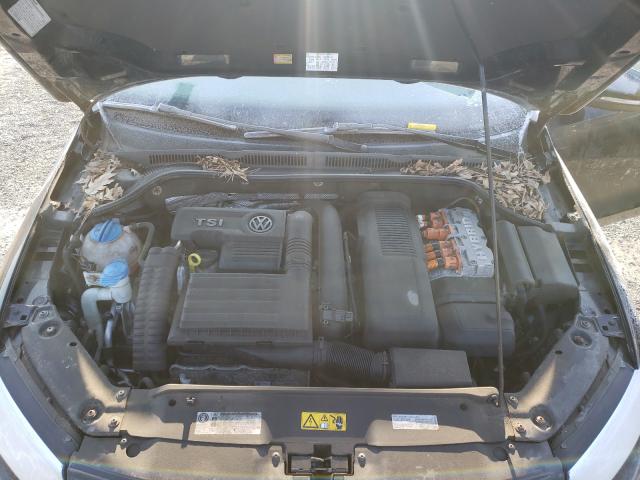 Volkswagen Jetta Hybrid 2013