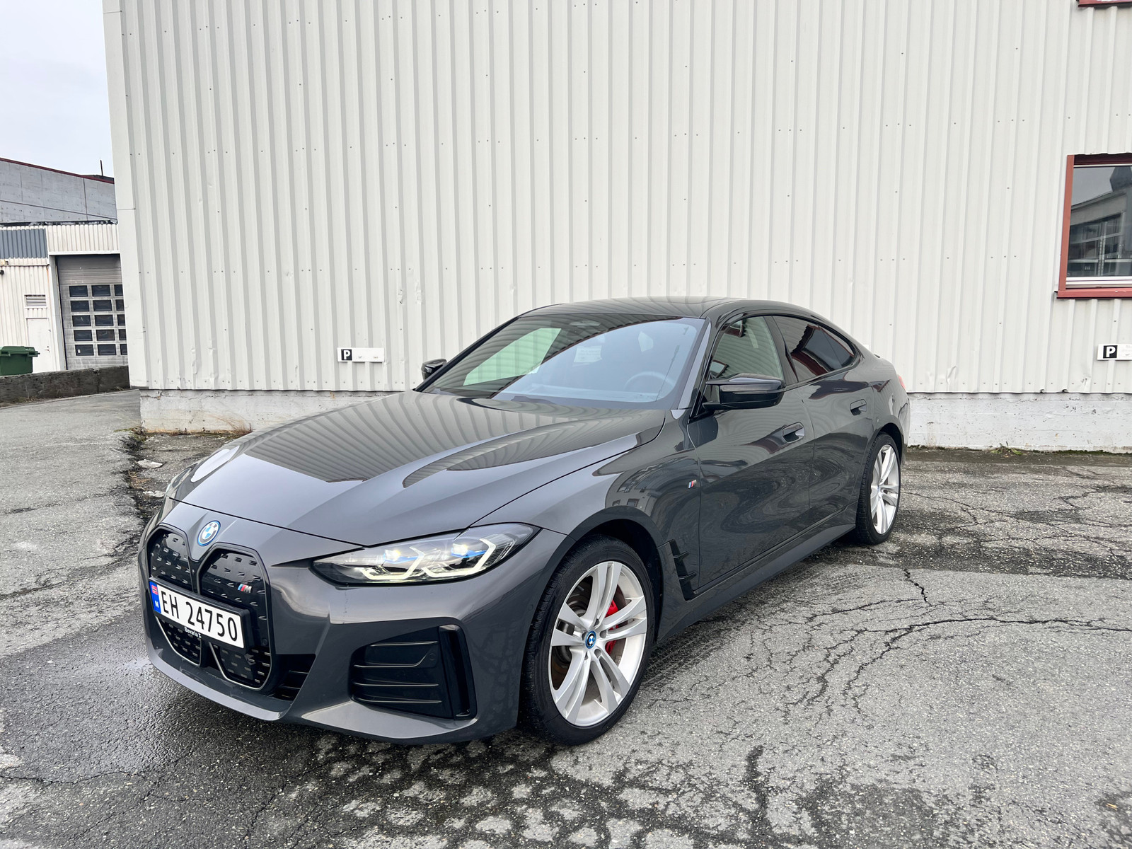BMW i4 M50