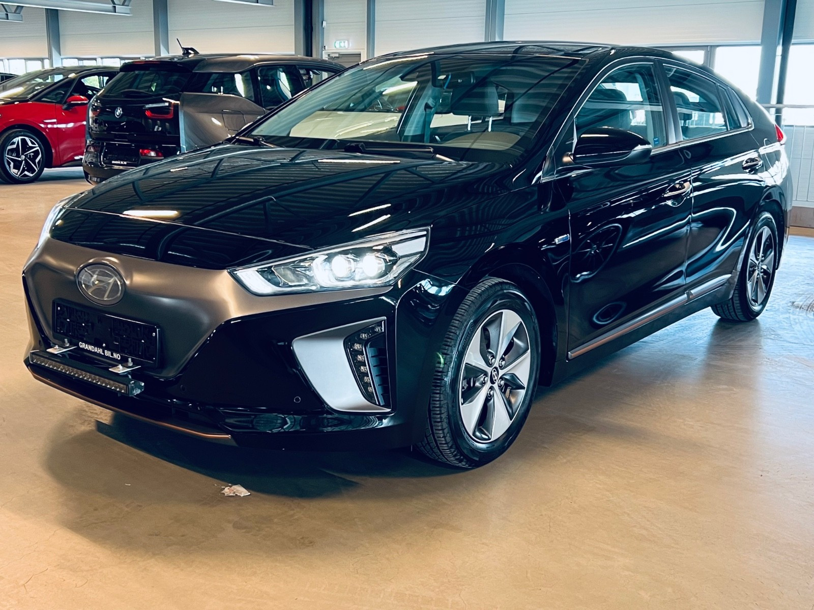 Hyundai IONIQ
