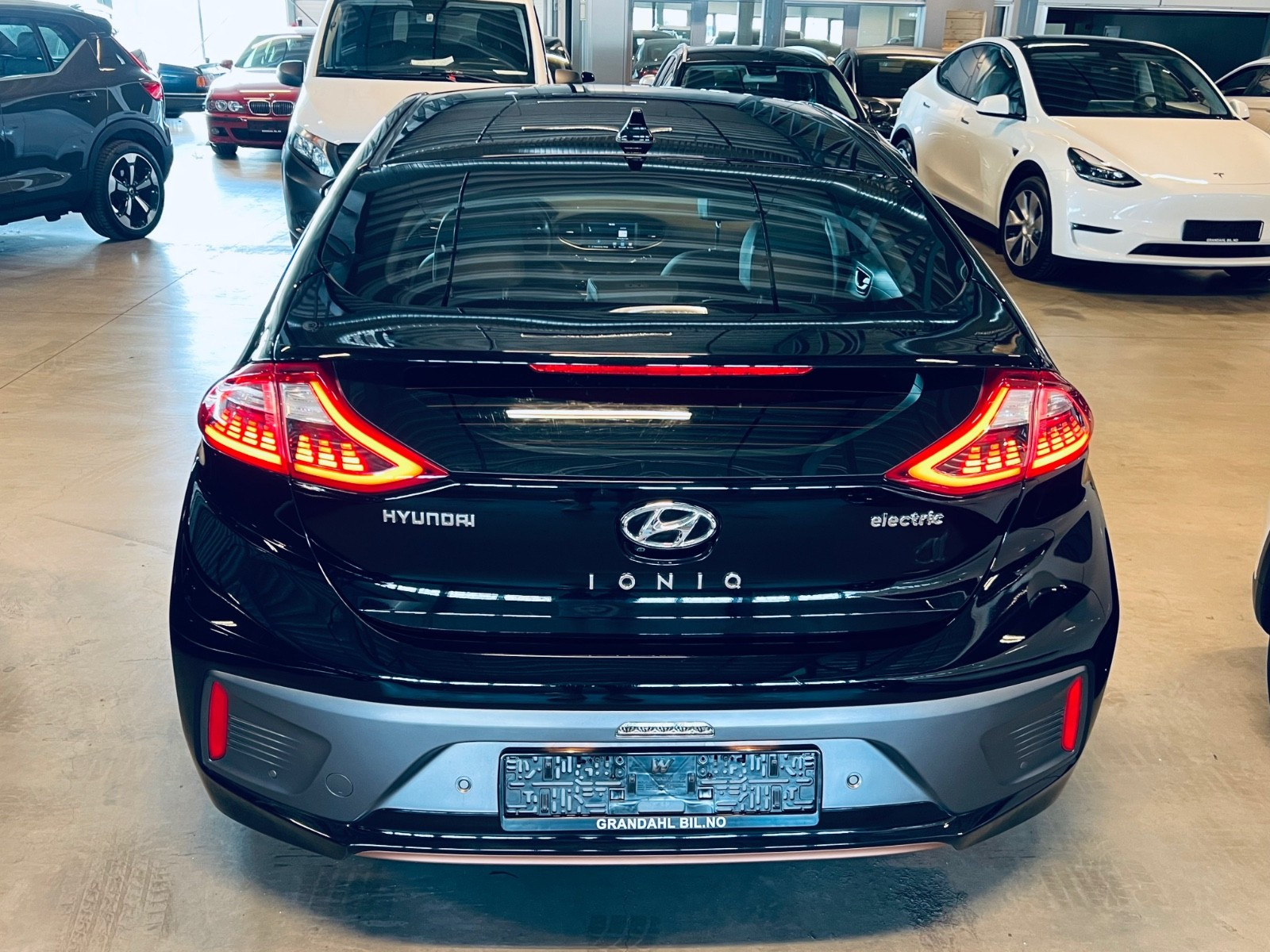 Hyundai IONIQ