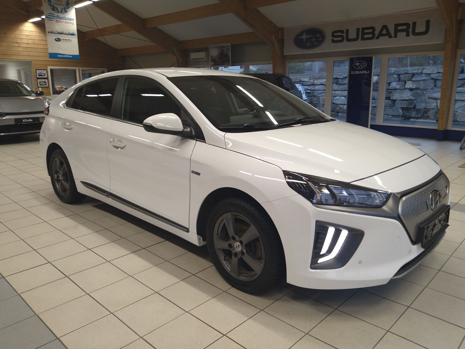Hyundai IONIQ