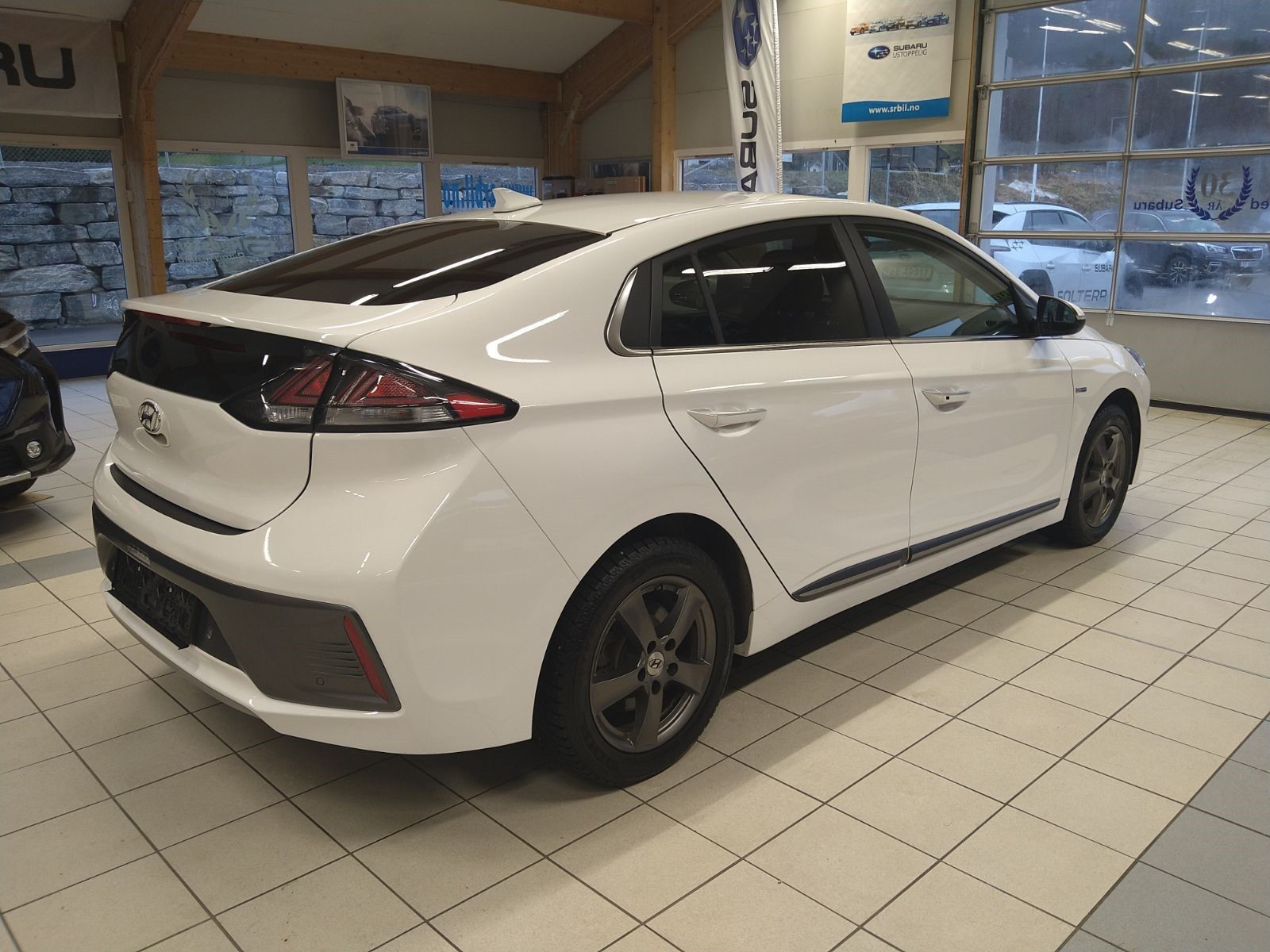 Hyundai IONIQ