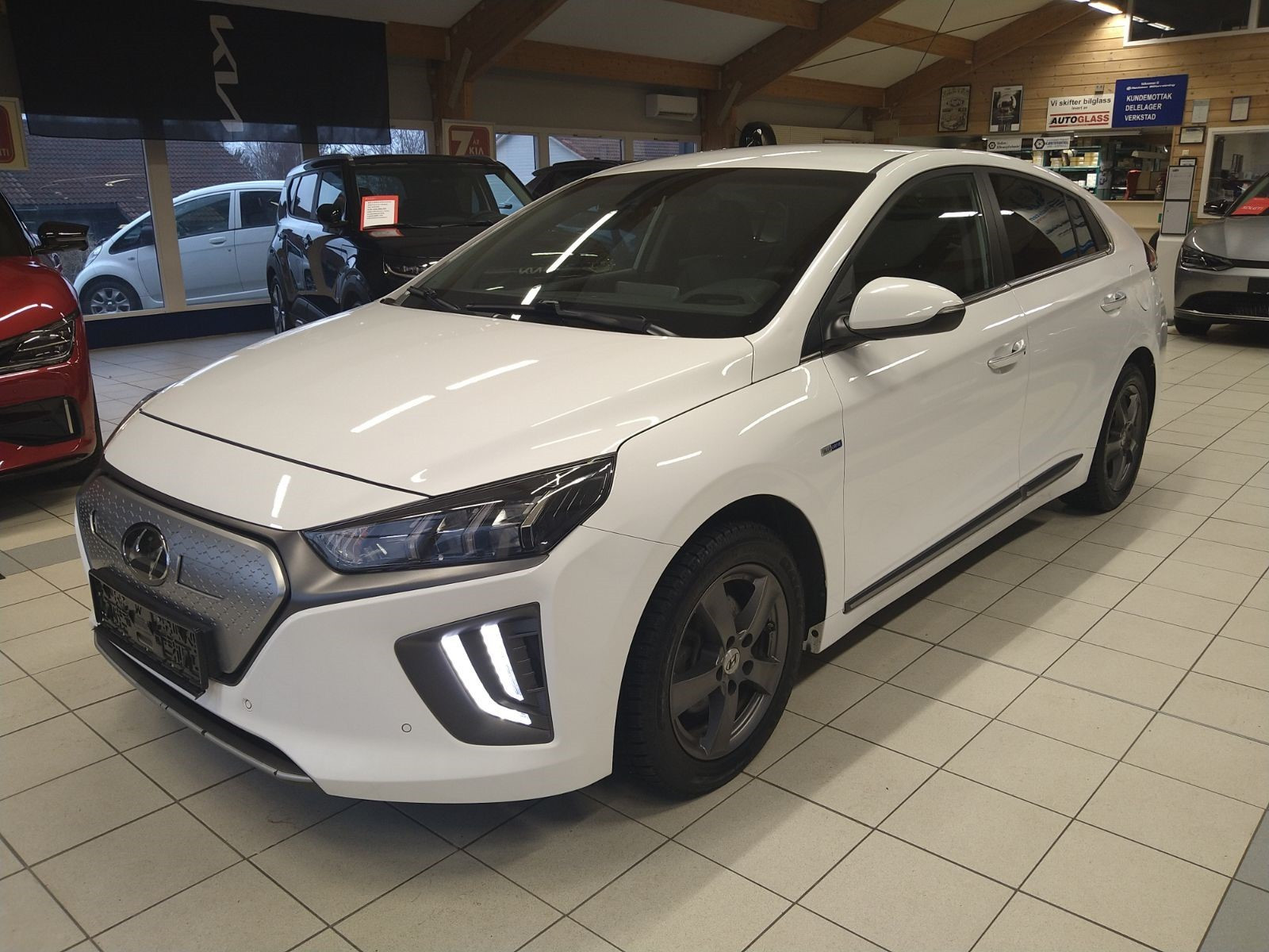 Hyundai IONIQ