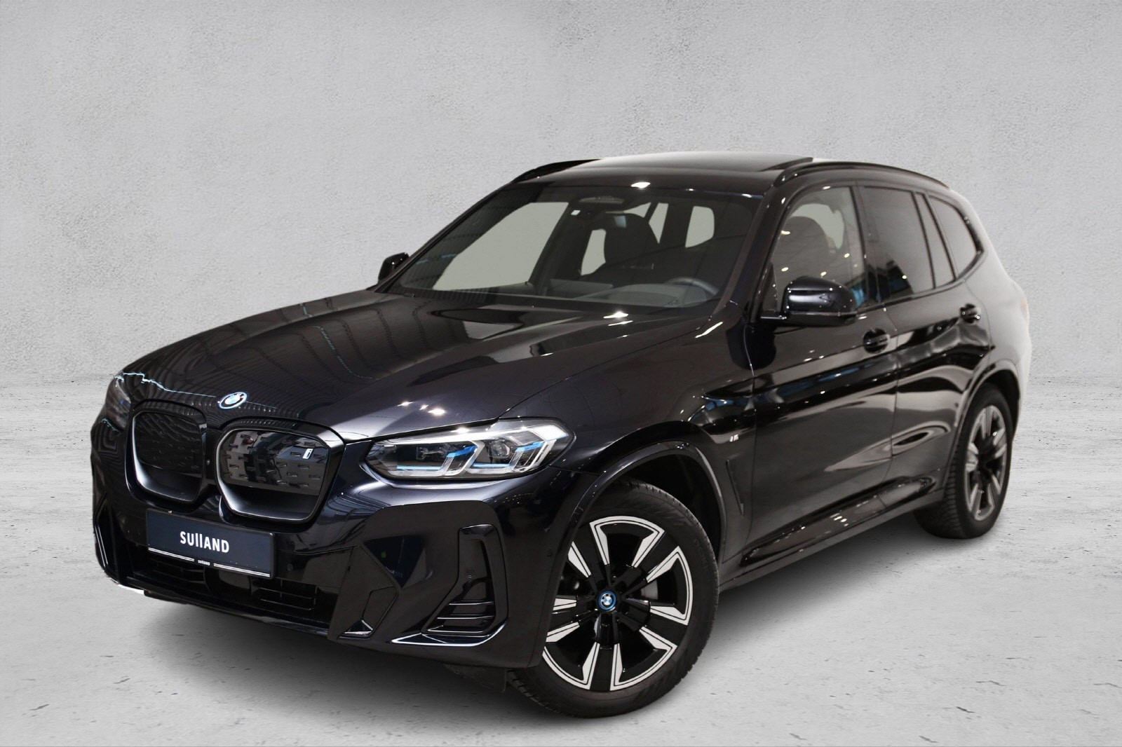 BMW iX3