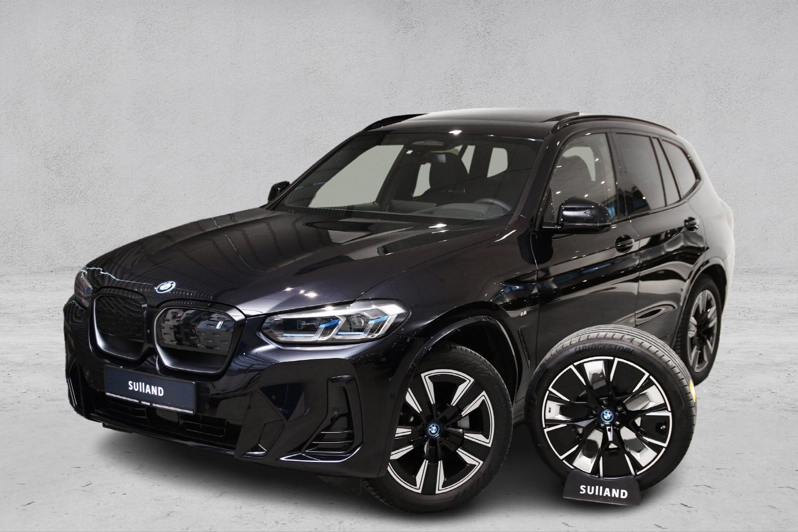 BMW iX3
