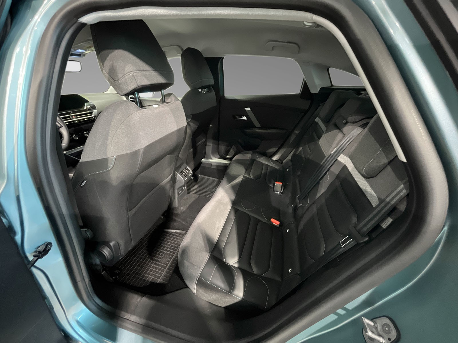 Citroen E-C4