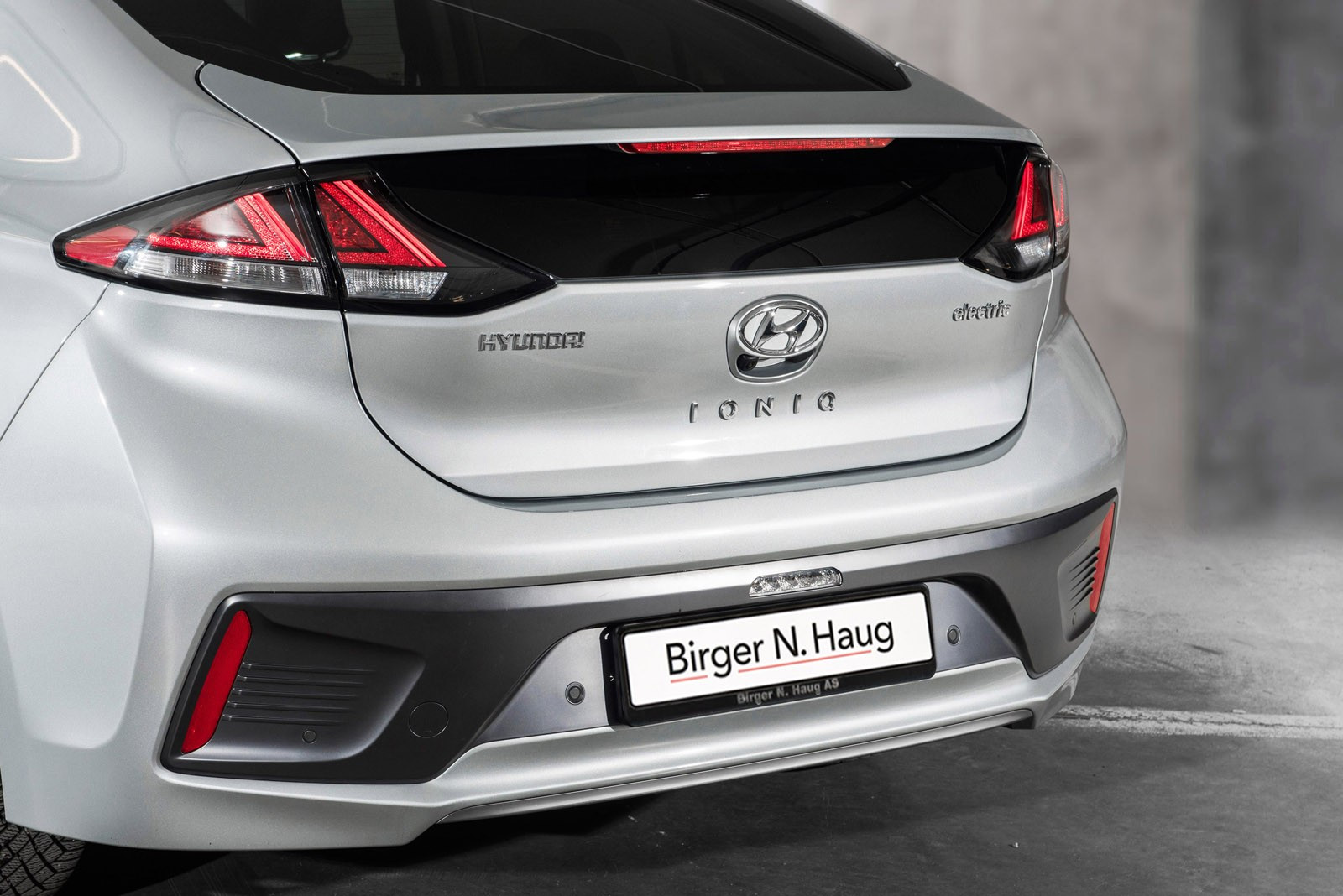 Hyundai IONIQ