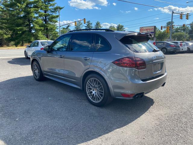 Porsche Cayenne GT 2013