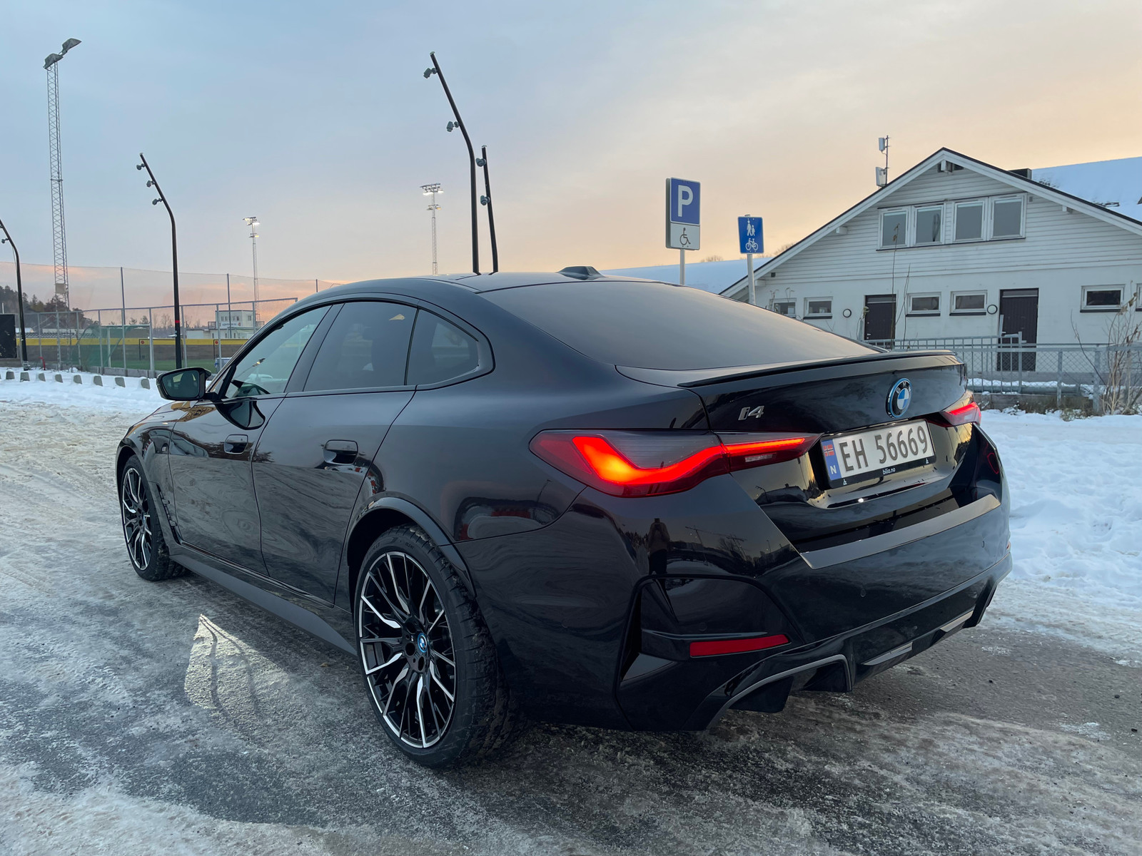 BMW i4 M50