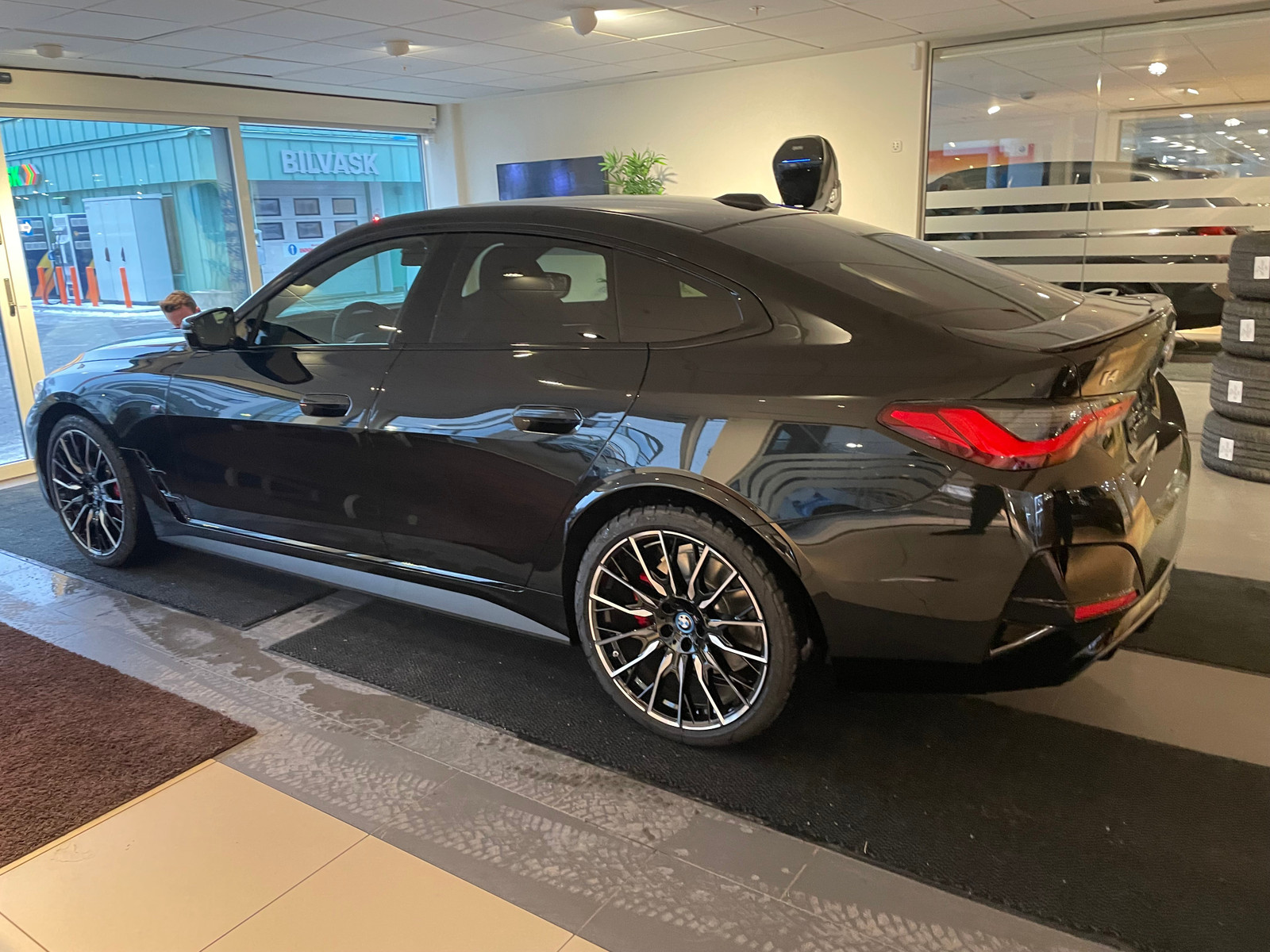 BMW i4 M50