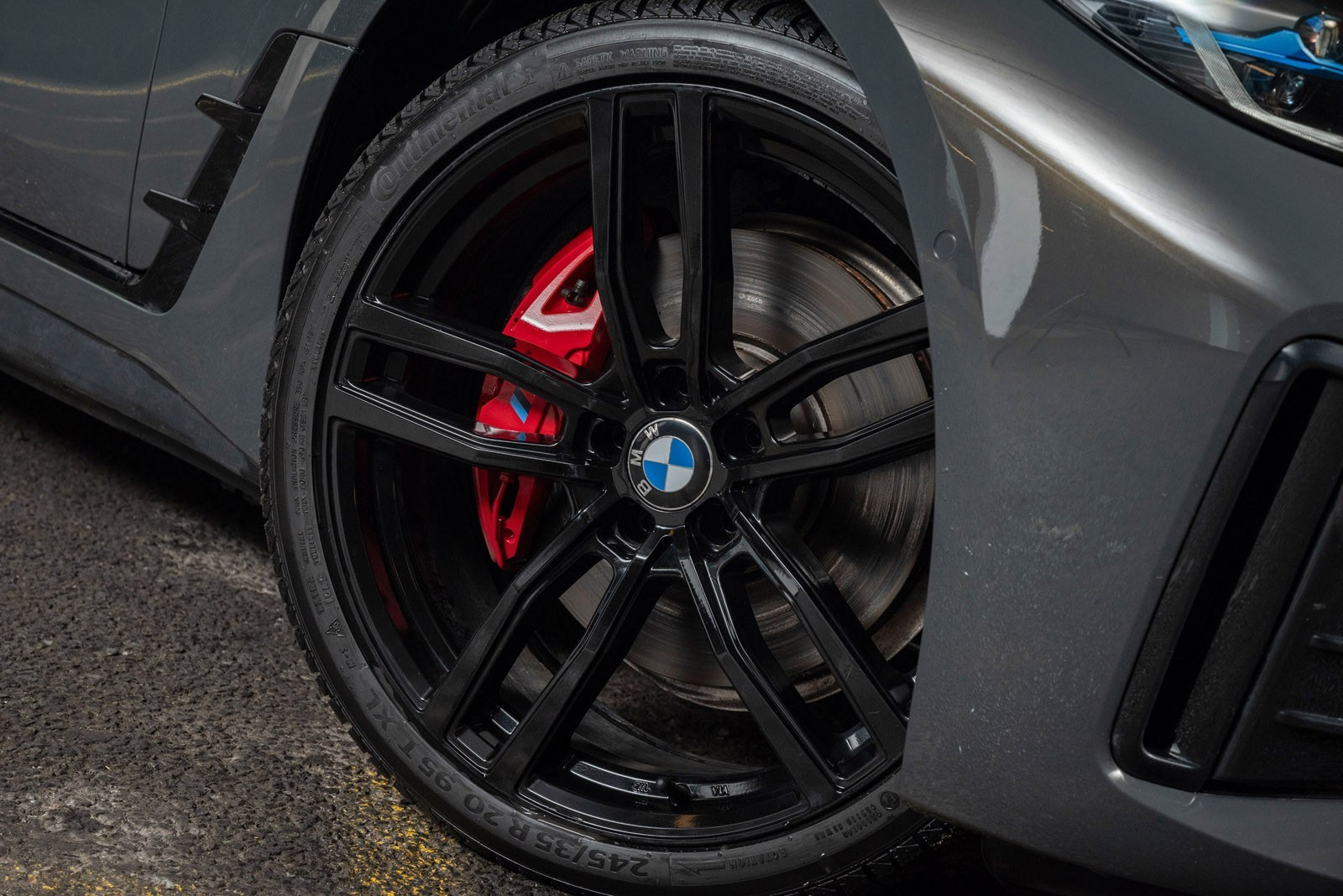 BMW i4 M50