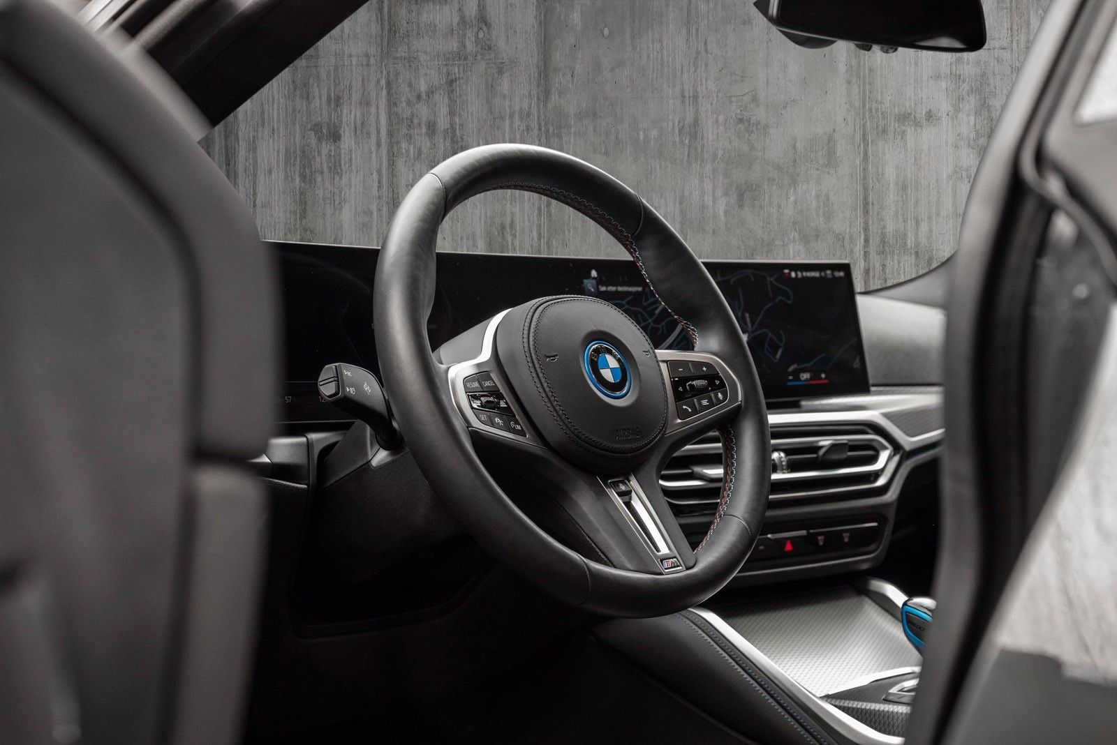 BMW i4 M50