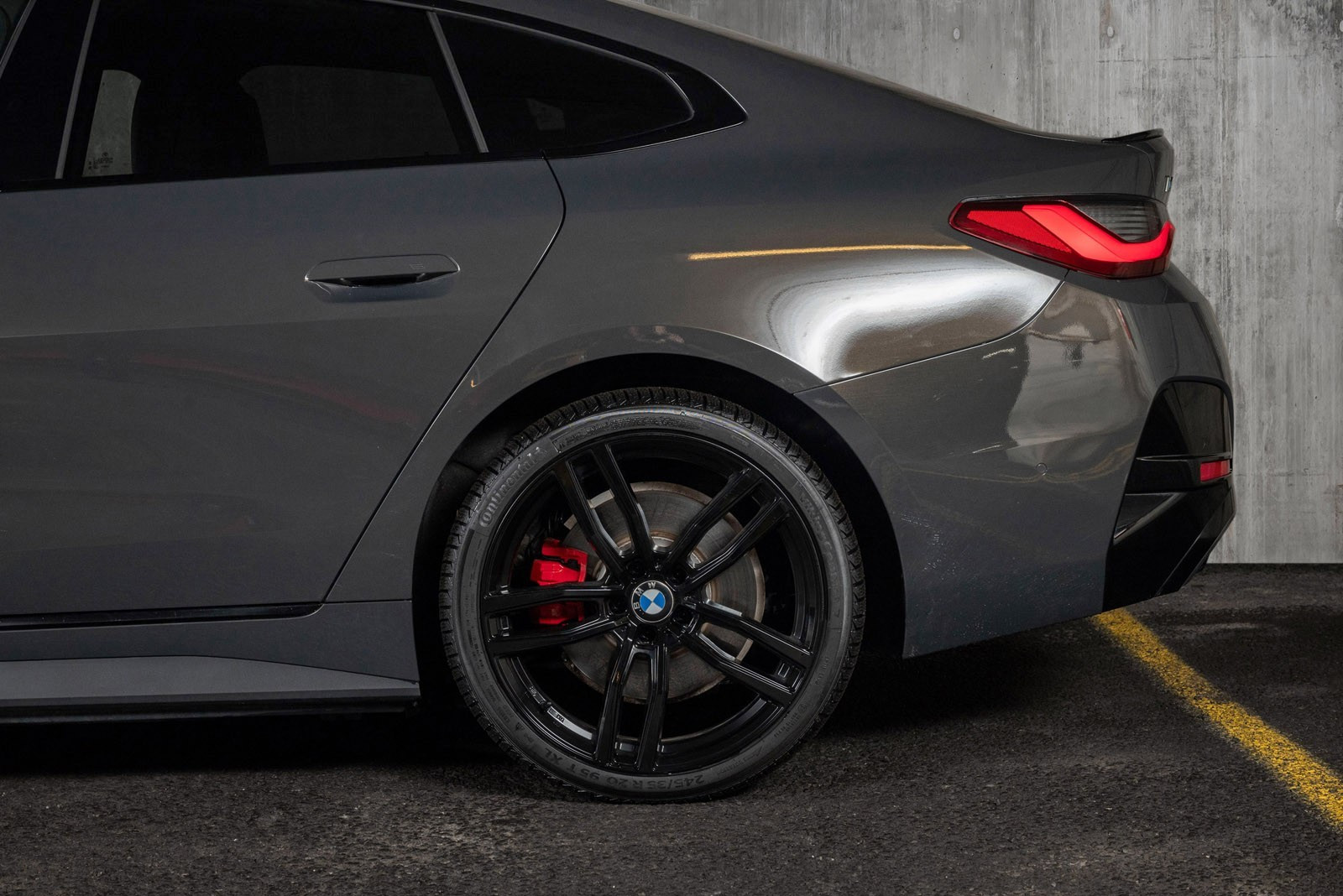 BMW i4 M50