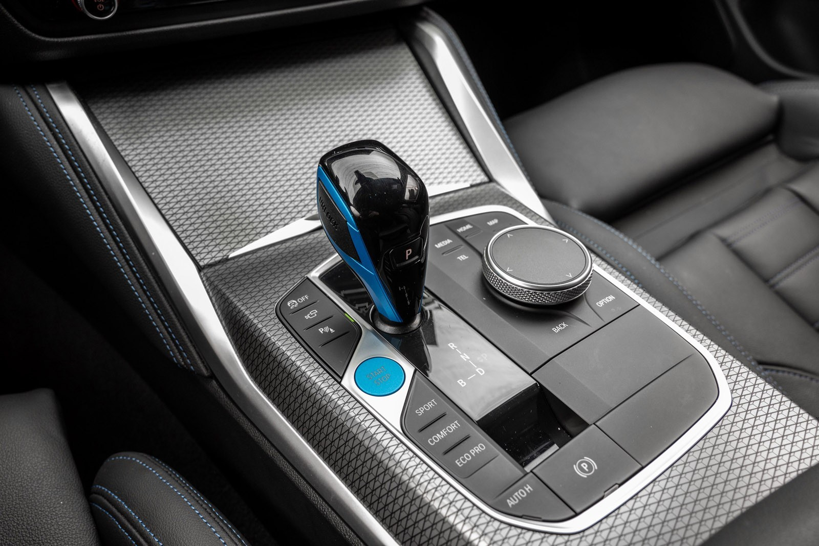 BMW i4 M50