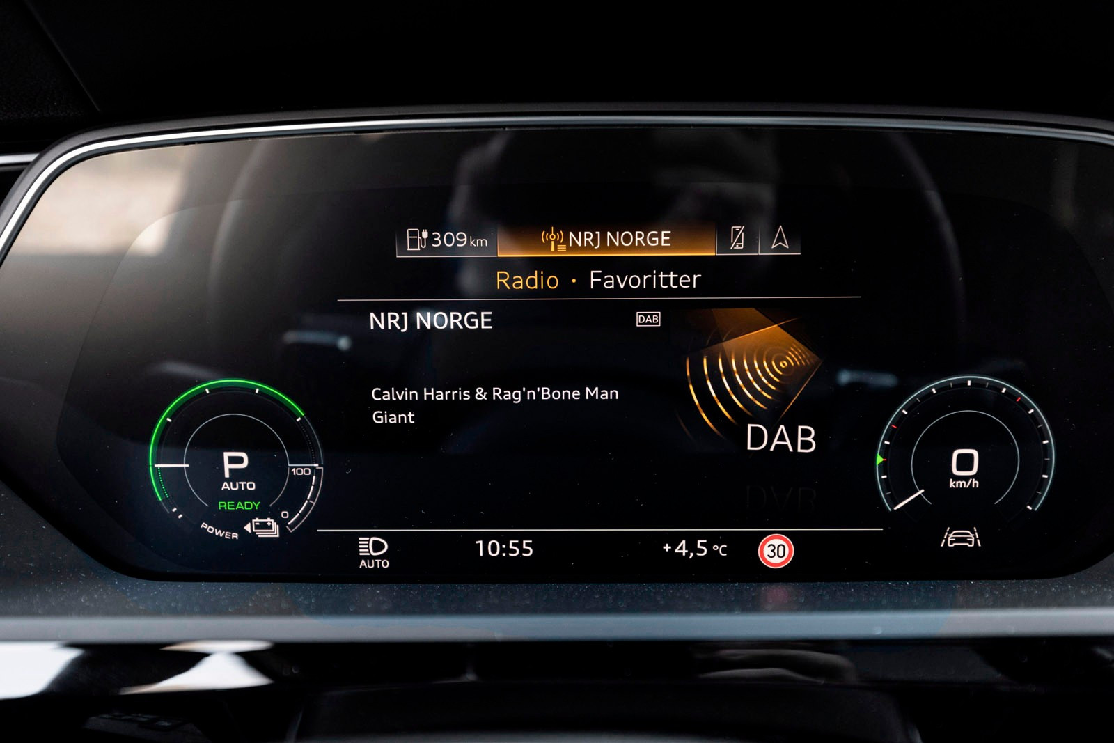 Audi e-tron