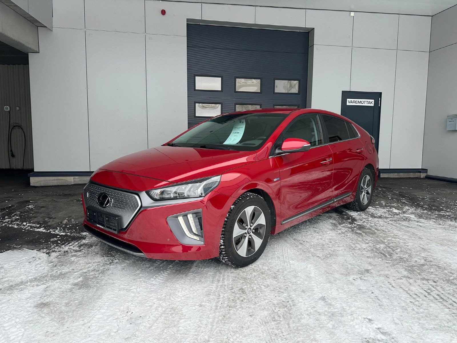 Hyundai IONIQ